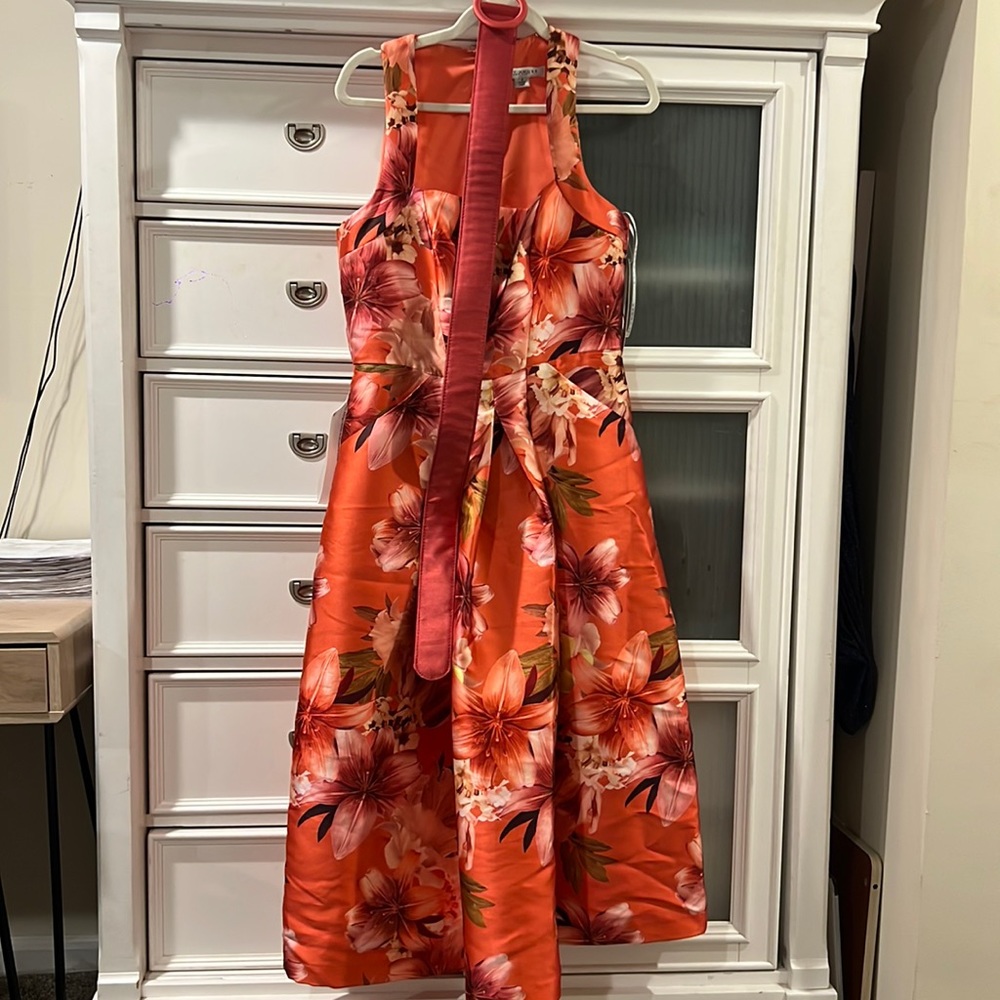 🏷️ new with tag | Kay Unger Coral Tropical dress | Size 8 | with pockets!